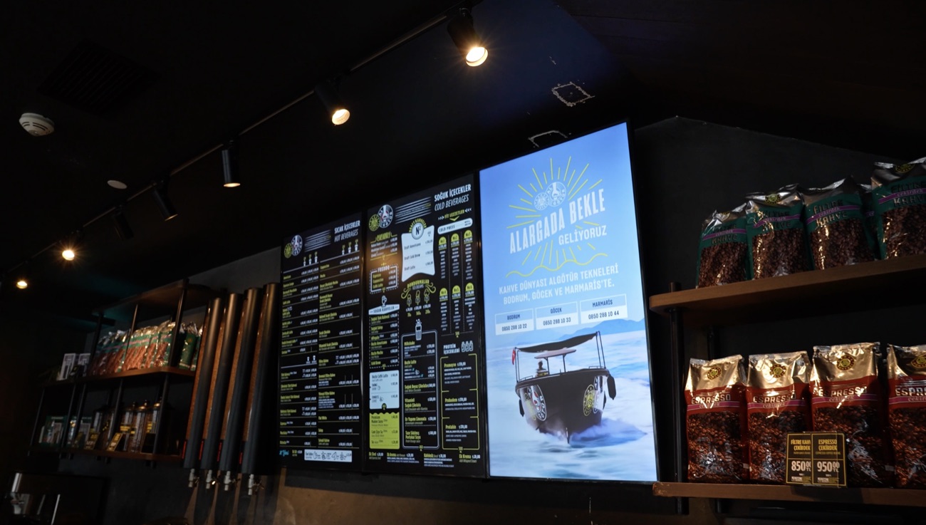 Coffee Chains, Octopus digital signage